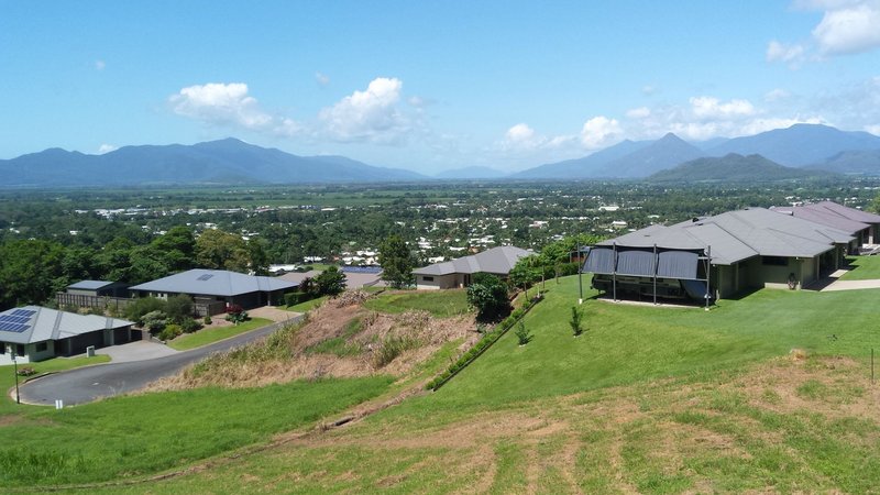 Photo - 14 Bacalakis Close, Mount Sheridan QLD 4868 - Image 5