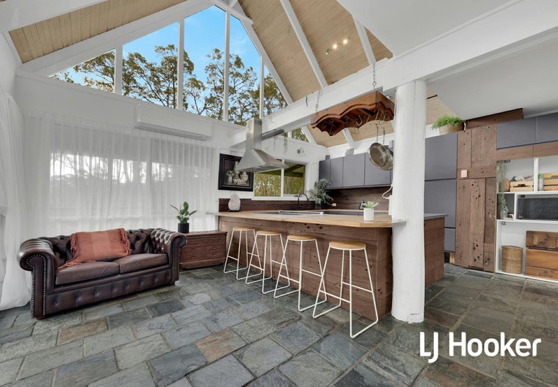 Photo - 14 Baden Drive, Heathcote Junction VIC 3758 - Image 7