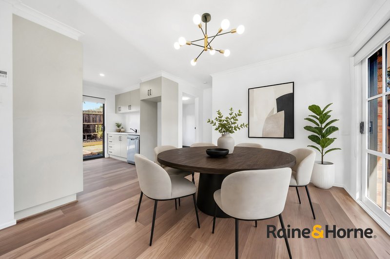 Photo - 1/4 Bainbridge Court, Carrum Downs VIC 3201 - Image 4