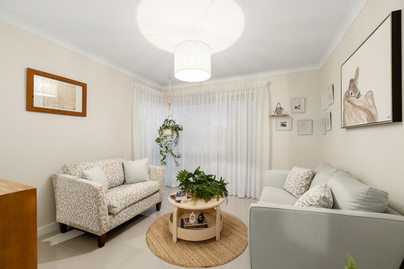 Photo - 14 Balbiri Close, Wilson WA 6107 - Image 8