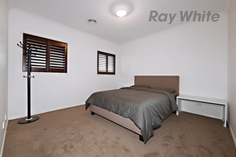 Photo - 14 Banbury Street, Point Cook VIC 3030 - Image 12