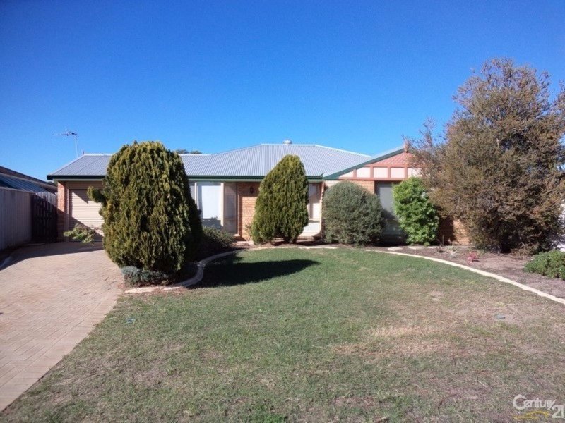 14 Bandera Close , Warnbro WA 6169