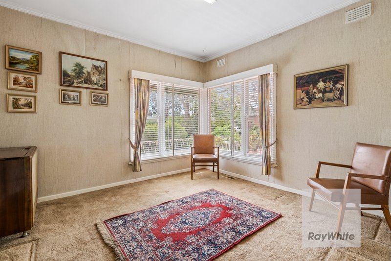 Photo - 14 Banyule Road, Rosanna VIC 3084 - Image 7