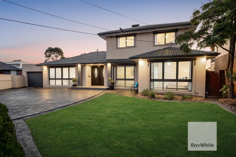 14 Barclay Close, Gladstone Park VIC 3043