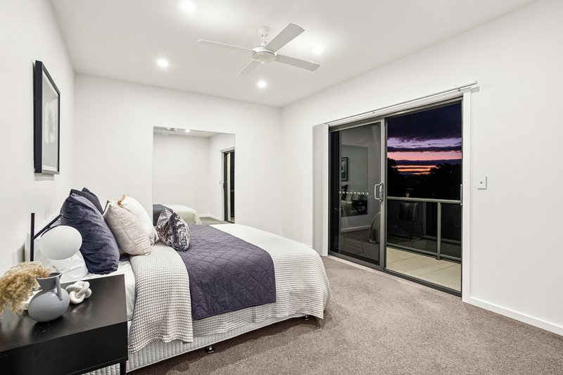 Photo - 14 Barnbougle Mews, Shell Cove NSW 2529 - Image 3