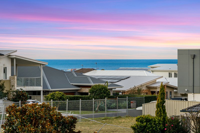 Photo - 14 Barnbougle Mews, Shell Cove NSW 2529 - Image 14