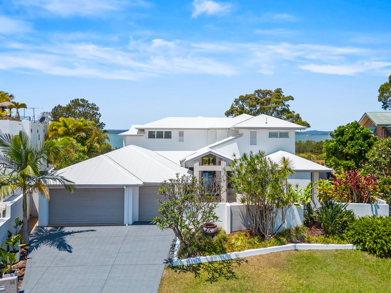 Photo - 14 Bartlett Terrace, Redland Bay QLD 4165 - Image 2