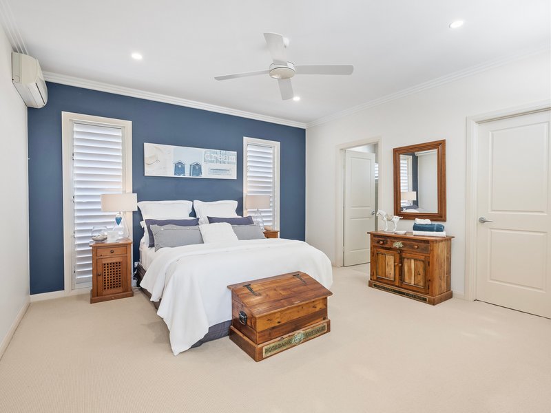 Photo - 14 Bartlett Terrace, Redland Bay QLD 4165 - Image 23