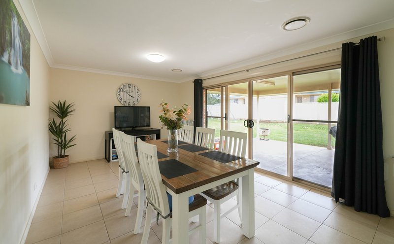 Photo - 14 Basil Avenue, Parkes NSW 2870 - Image 8