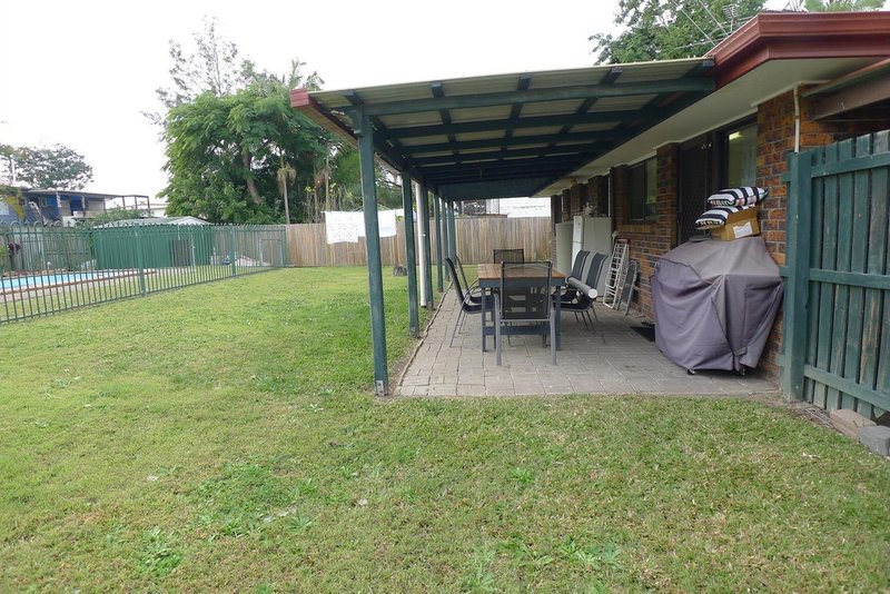 Photo - 14 Batehaven Street, Loganholme QLD 4129 - Image 4