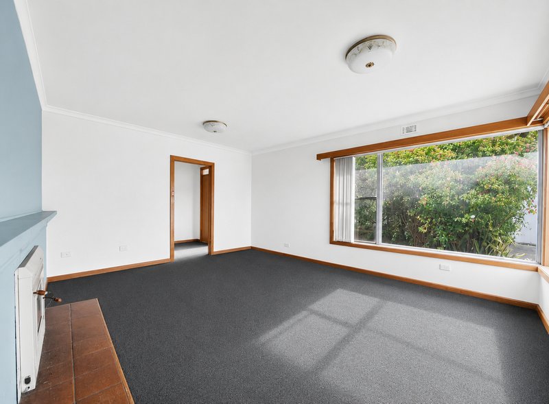 Photo - 14 Bathurst Street, New Norfolk TAS 7140 - Image 4