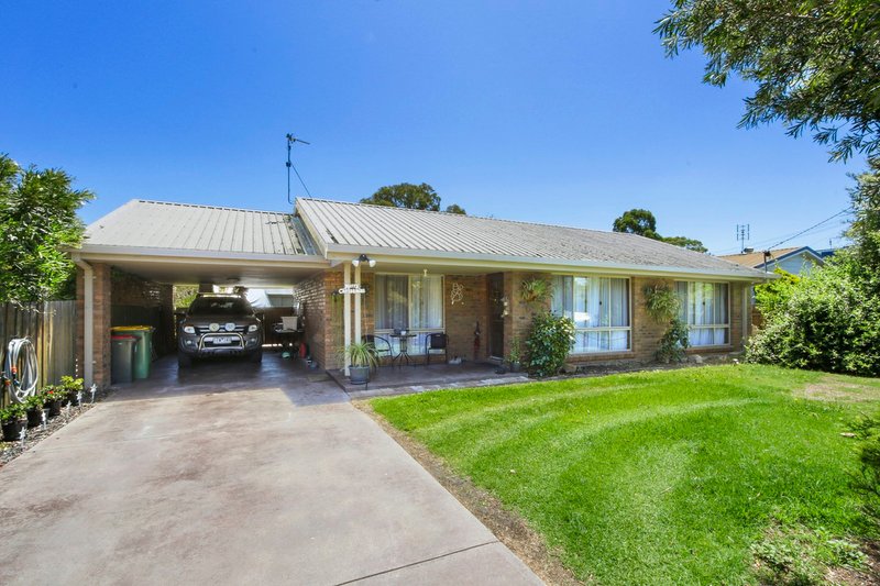 Photo - 14 Bay Road, Eagle Point VIC 3878 - Image 2