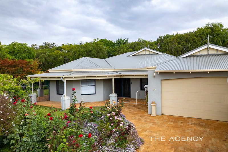 Photo - 14 Beachgrove Place, Geographe WA 6280 - Image 1