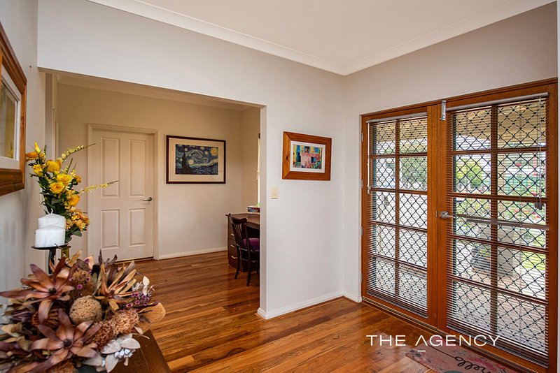 Photo - 14 Beachgrove Place, Geographe WA 6280 - Image 5