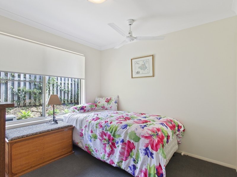 Photo - 14 Bedford Crescent, Mudgeeraba QLD 4213 - Image 9