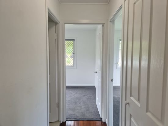 Photo - 14 Beerwah Street, Landsborough QLD 4550 - Image 21