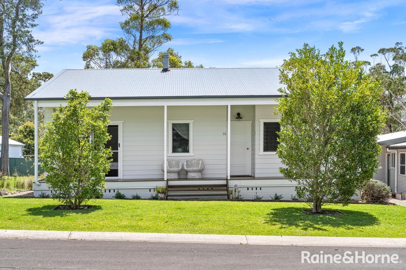 14 Belah Glen, Bendalong NSW 2539