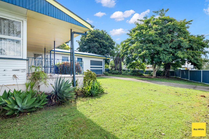 Photo - 14 Bellambi Street, Toogoolawah QLD 4313 - Image 8