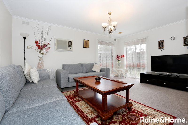 Photo - 14 Bellbrae Court, Meadow Heights VIC 3048 - Image 2