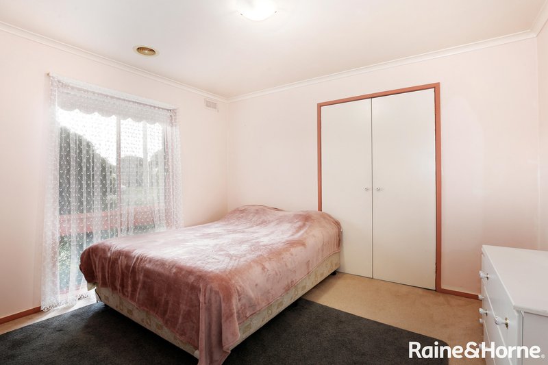 Photo - 14 Bellbrae Court, Meadow Heights VIC 3048 - Image 6