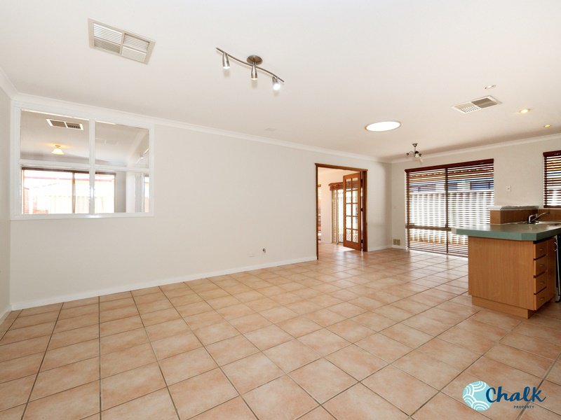 Photo - 14 Belmont Close, Port Kennedy WA 6172 - Image 7