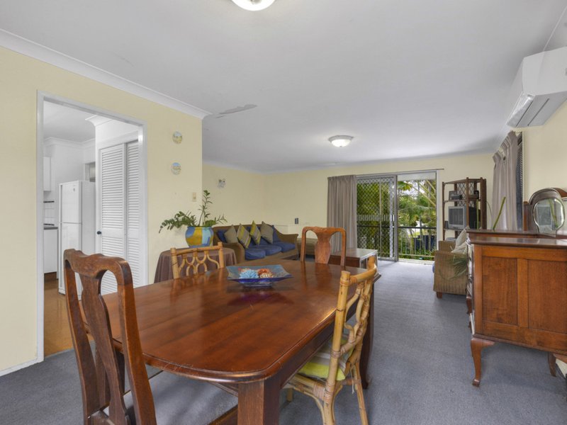 Photo - 14 Ben Lomond Street, Aspley QLD 4034 - Image 2