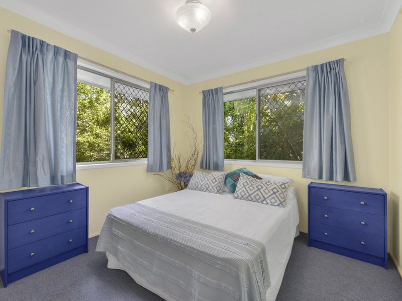 Photo - 14 Ben Lomond Street, Aspley QLD 4034 - Image 9