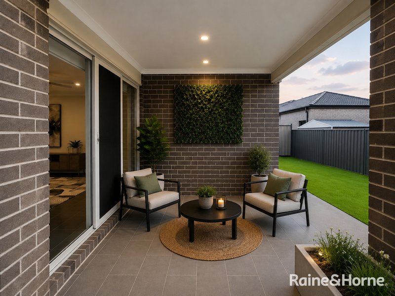 Photo - 14 Benedetto Crescent, Cranbourne East VIC 3977 - Image 12