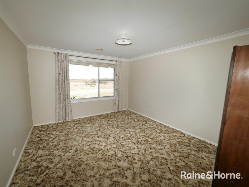 Photo - 14 Bennett Lane, Orange NSW 2800 - Image 8