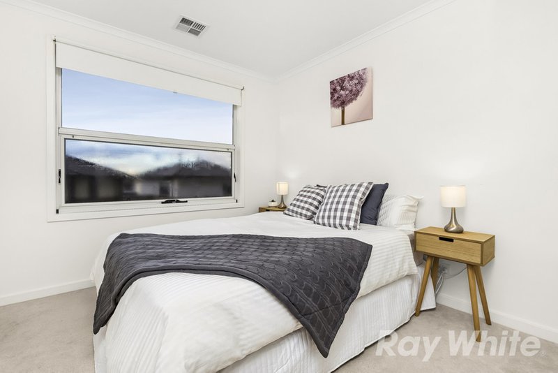 Photo - 14 Bernie Smith Street, Mulgrave VIC 3170 - Image 6