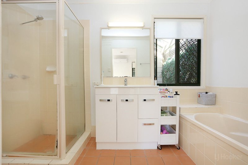 Photo - 14 Bernini Drive, Coombabah QLD 4216 - Image 8