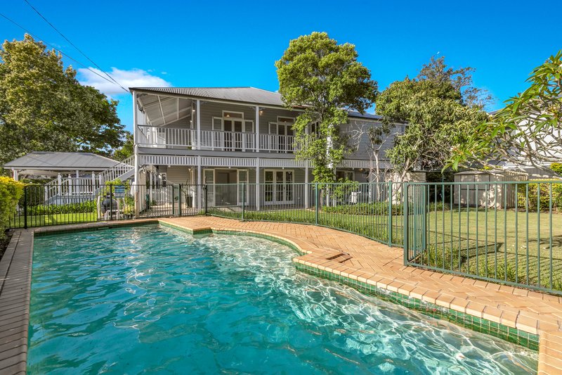 Photo - 14 Berry Street, Sherwood QLD 4075 - Image 18