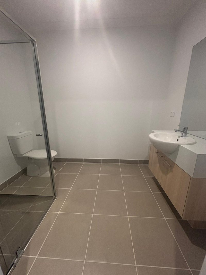 Photo - 14 Bet Street, Truganina VIC 3029 - Image 10