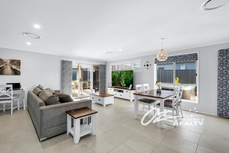 Photo - 14 Bexhill Avenue, Sussex Inlet NSW 2540 - Image 3