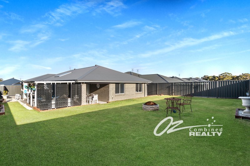 Photo - 14 Bexhill Avenue, Sussex Inlet NSW 2540 - Image 14