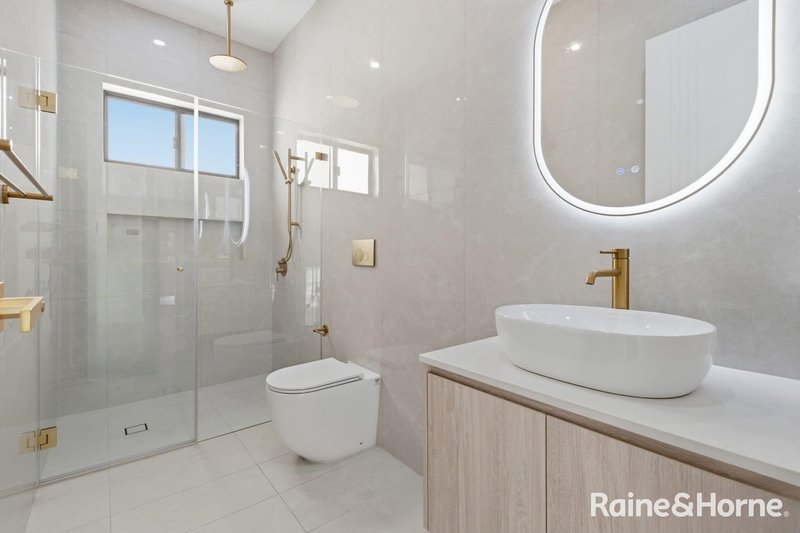 Photo - 14 Bextor Avenue, Leppington NSW 2179 - Image 4