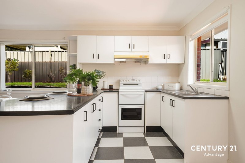 Photo - 14 Bijiji Street, Pendle Hill NSW 2145 - Image 3