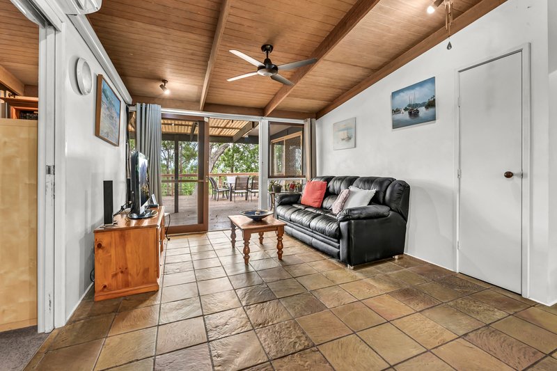 Photo - 14 Binalong Drive, Ashmore QLD 4214 - Image 6