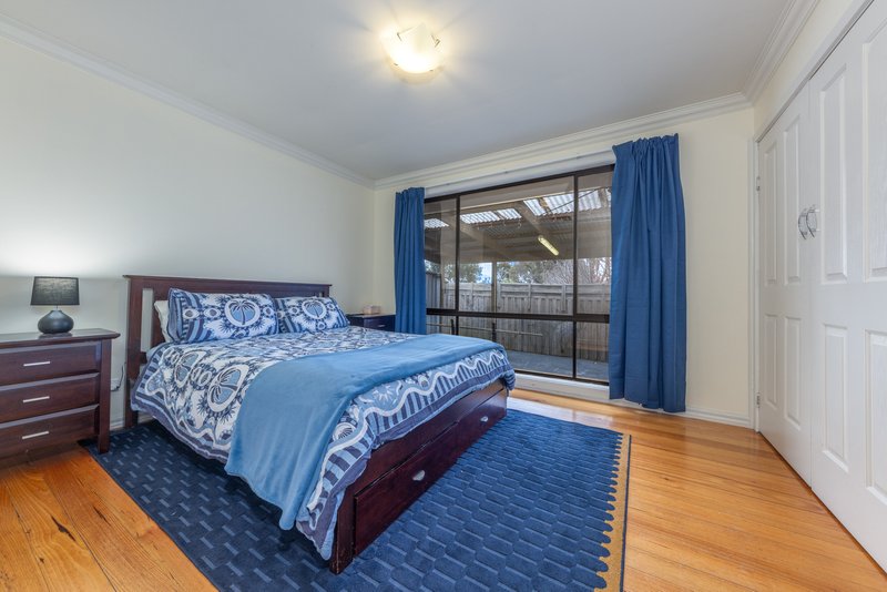 Photo - 14 Blyton Crescent, Sunbury VIC 3429 - Image 12