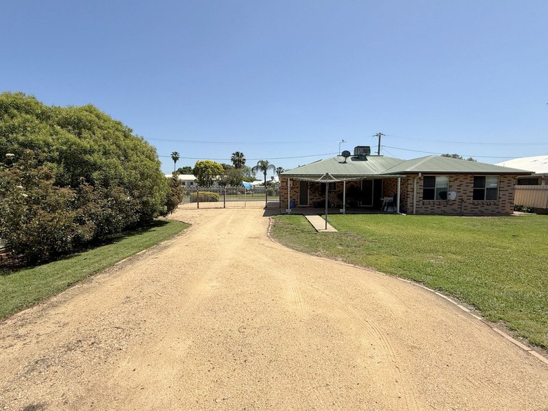 Photo - 14 Bohenia Crescent, Moree NSW 2400 - Image 24