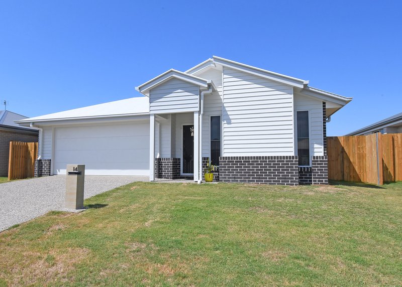 Photo - 14 Bonavista Way, Eli Waters QLD 4655 - Image 22