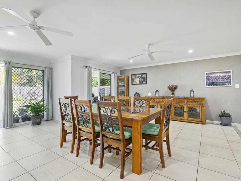 Photo - 14 Bondi Court, Sandstone Point QLD 4511 - Image 4