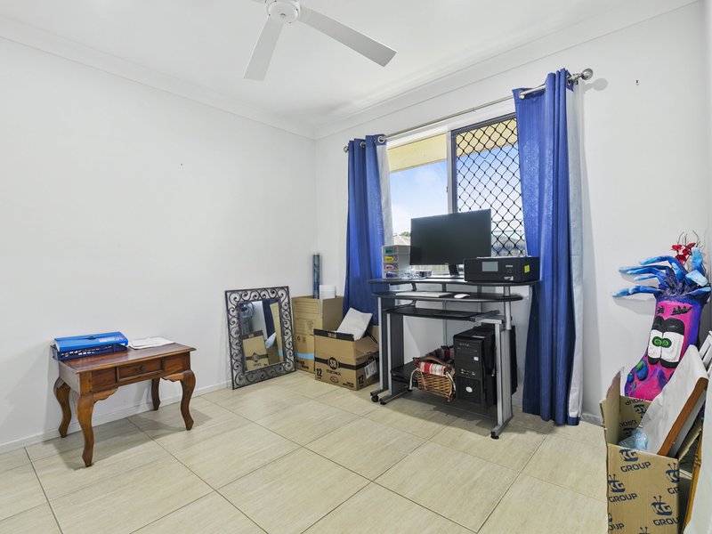 Photo - 14 Bondi Court, Sandstone Point QLD 4511 - Image 11