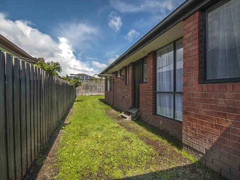 Photo - 14 Boomerang Court, Narre Warren South VIC 3805 - Image 9