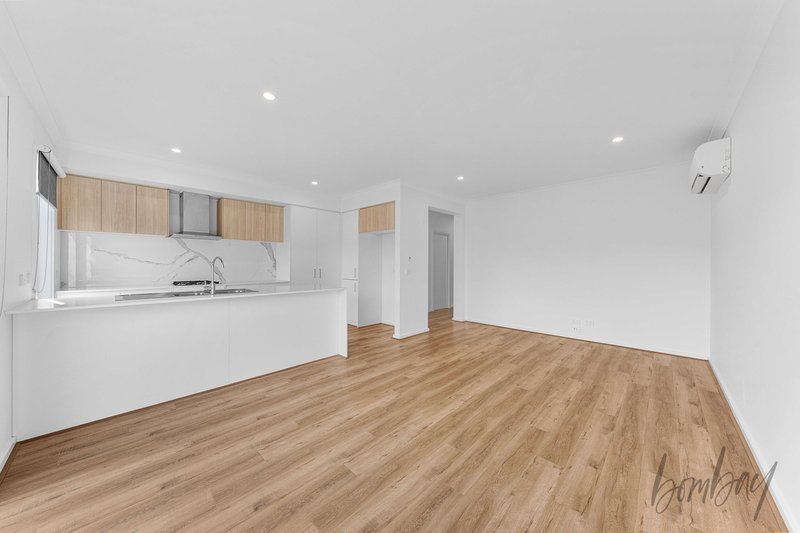 Photo - 14 Boomerang Road, Donnybrook VIC 3064 - Image 6