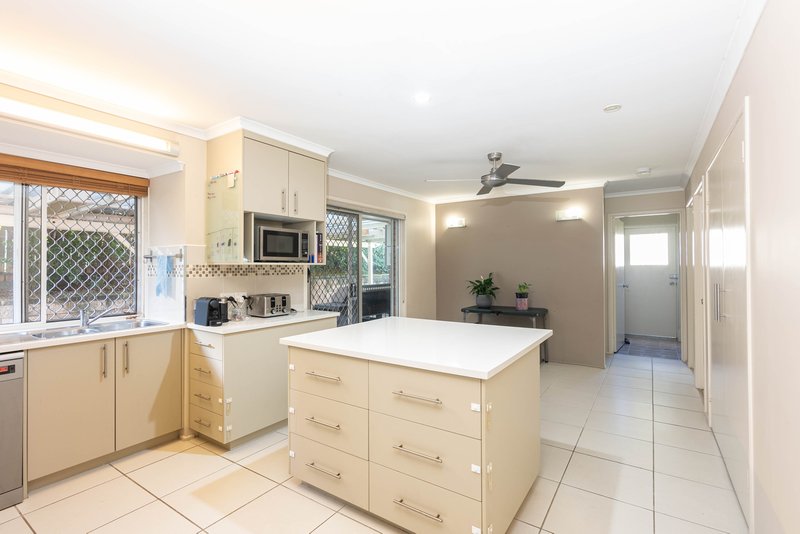 Photo - 14 Border Court, Brassall QLD 4305 - Image 6