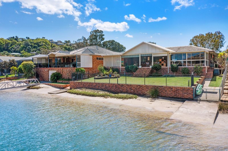 14 Bosun Boulevard, Banora Point NSW 2486