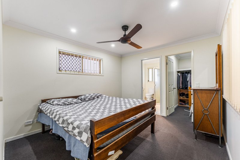 Photo - 14 Bovey Street, Coopers Plains QLD 4108 - Image 9