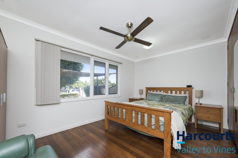 Photo - 14 Bowman Street, Bullsbrook WA 6084 - Image 11