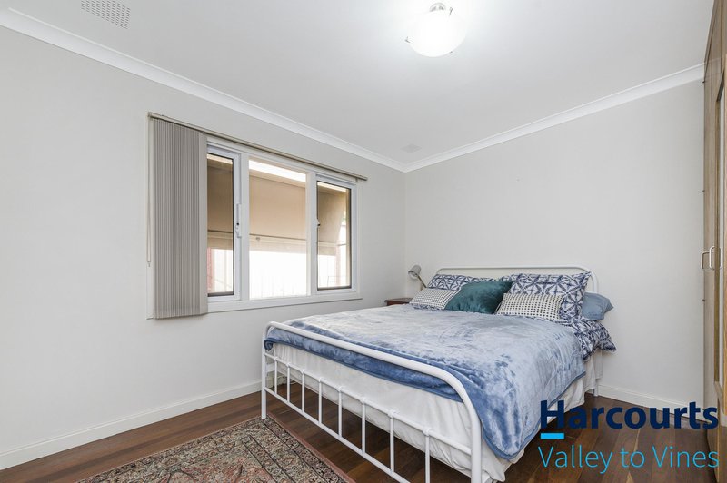 Photo - 14 Bowman Street, Bullsbrook WA 6084 - Image 13